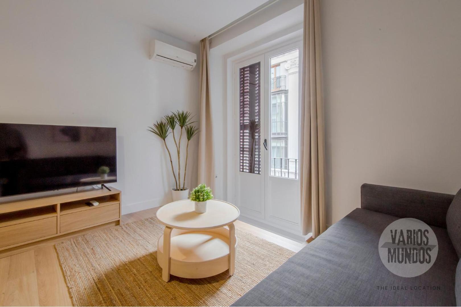 Tu Balcon En Madrid Para 3, Carretas 25 Esterno foto