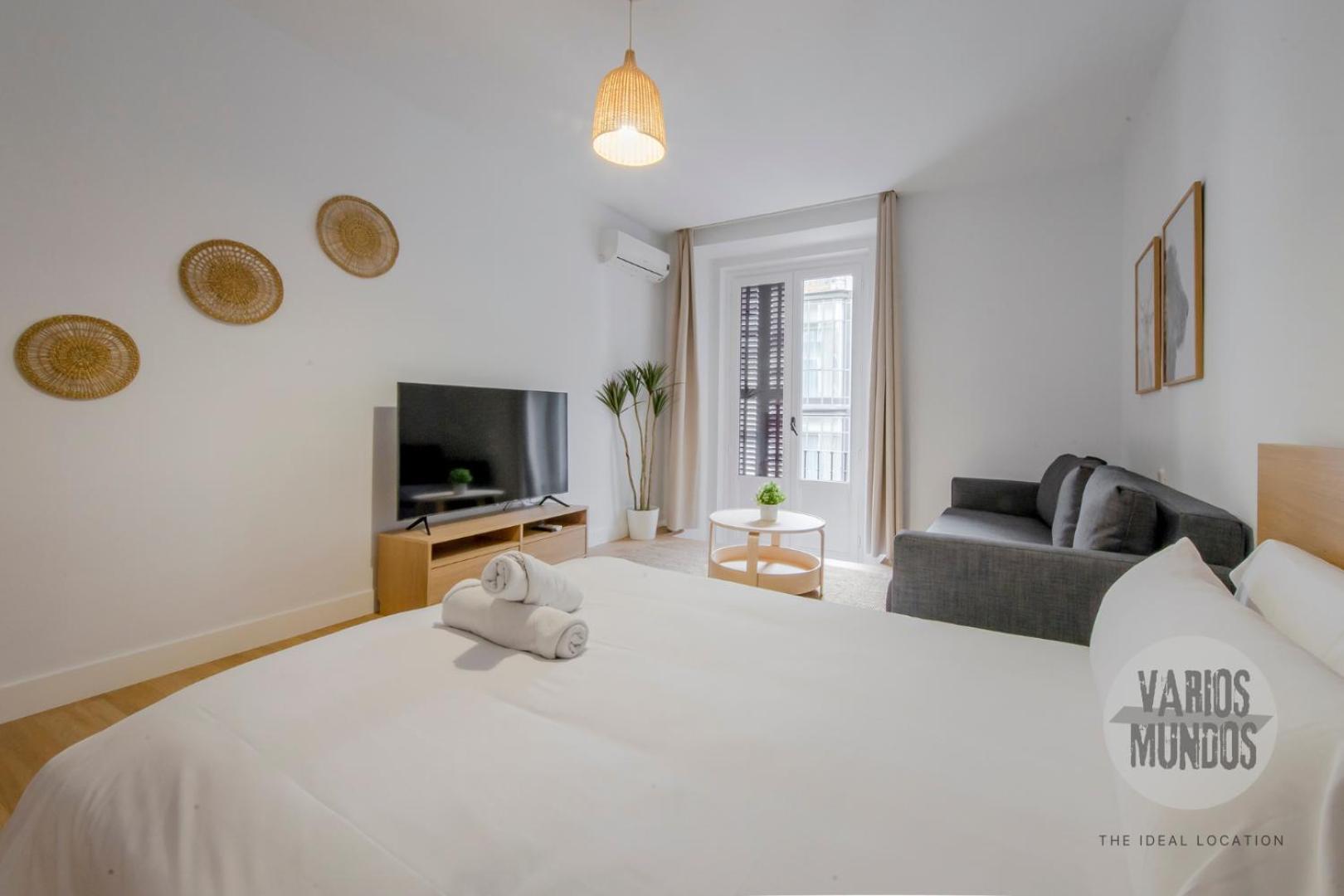 Tu Balcon En Madrid Para 3, Carretas 25 Esterno foto